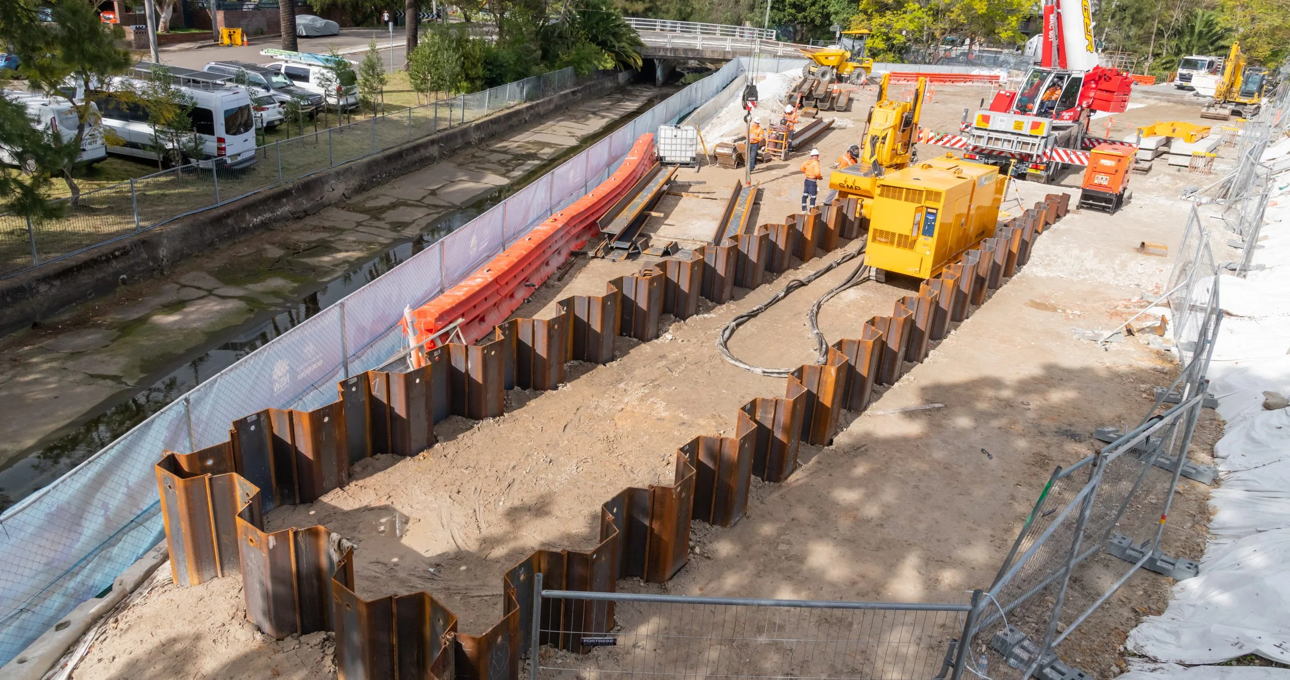 Pigtail Bridge Sheet Piling Works — photo 1
